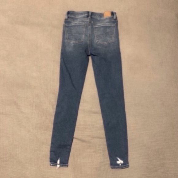 American Eagle Hi-Rise Jegging. - Picture 2 of 11